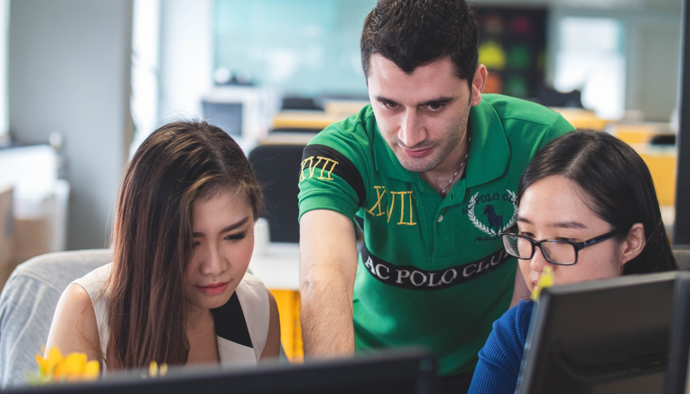 AI and Leadership: How to Thrive as a Leader in the Age of Artificial Intelligence